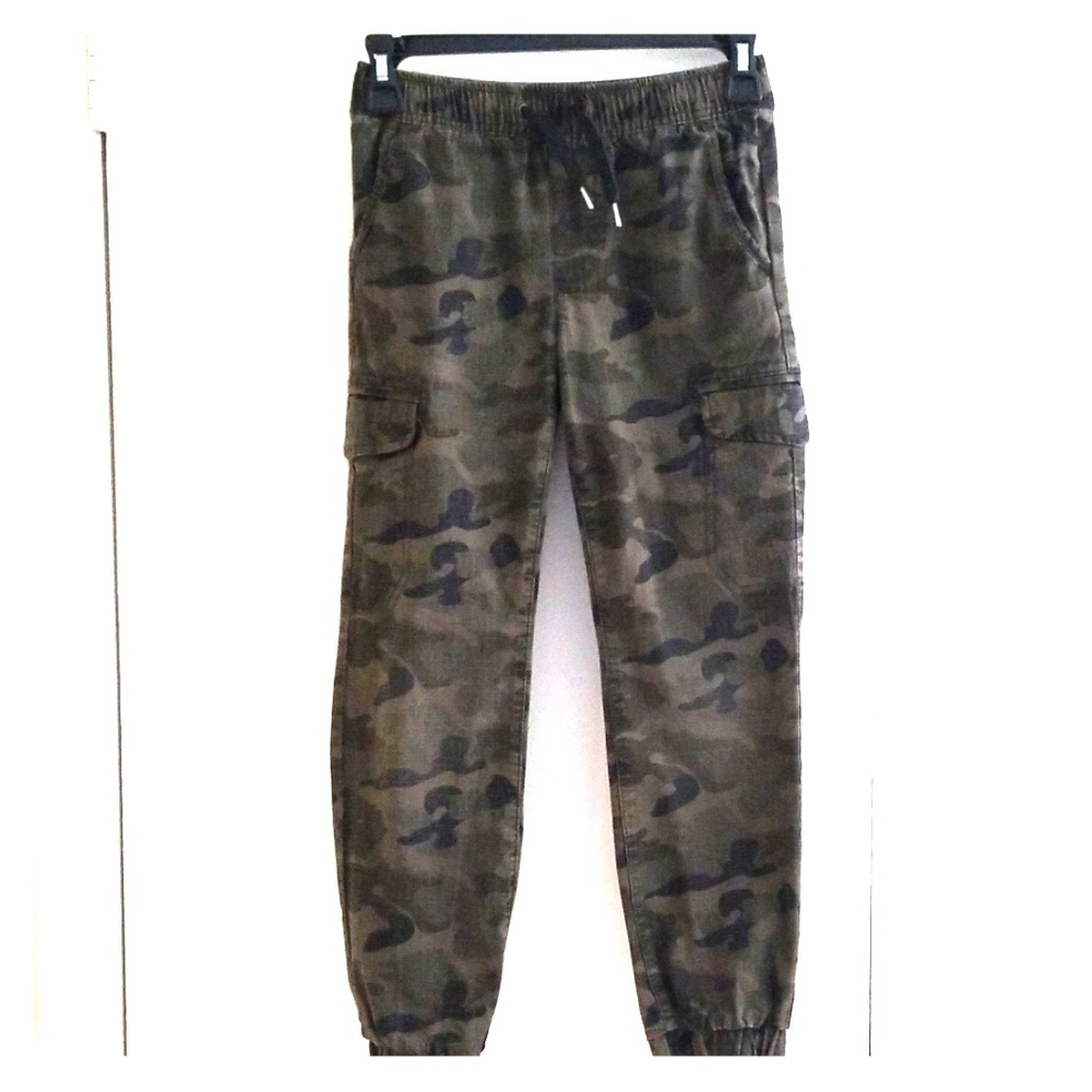 Old Navy Boy's Cargo Camo Joggers